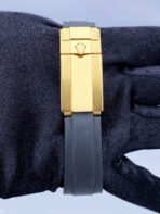 Rolex Daytona Yellow Gold Mother of Pearl Dial - Image 4