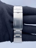 Rolex Submariner "Hulk" Green Dial - Image 4